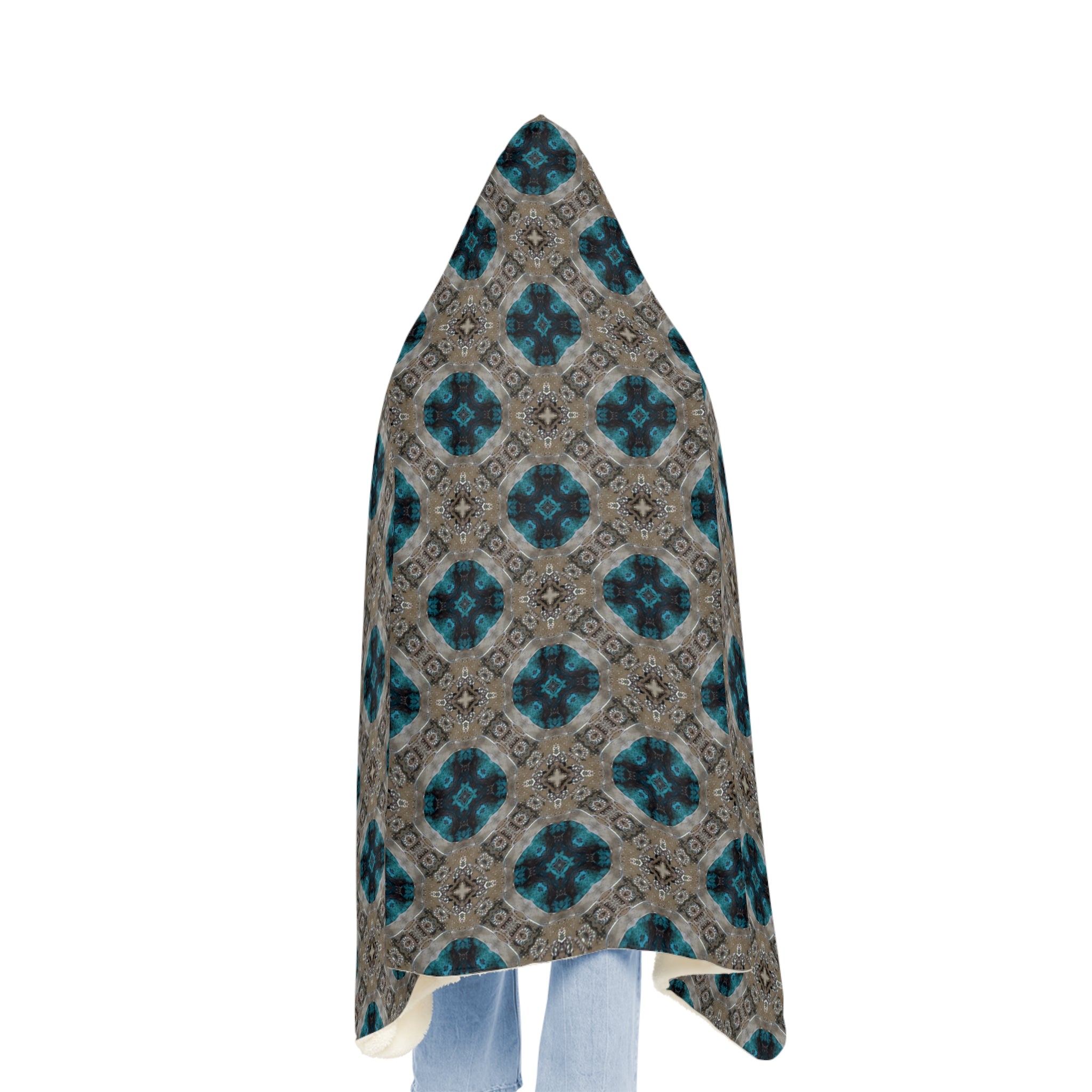 Ulloriaq Hoodie Blanket