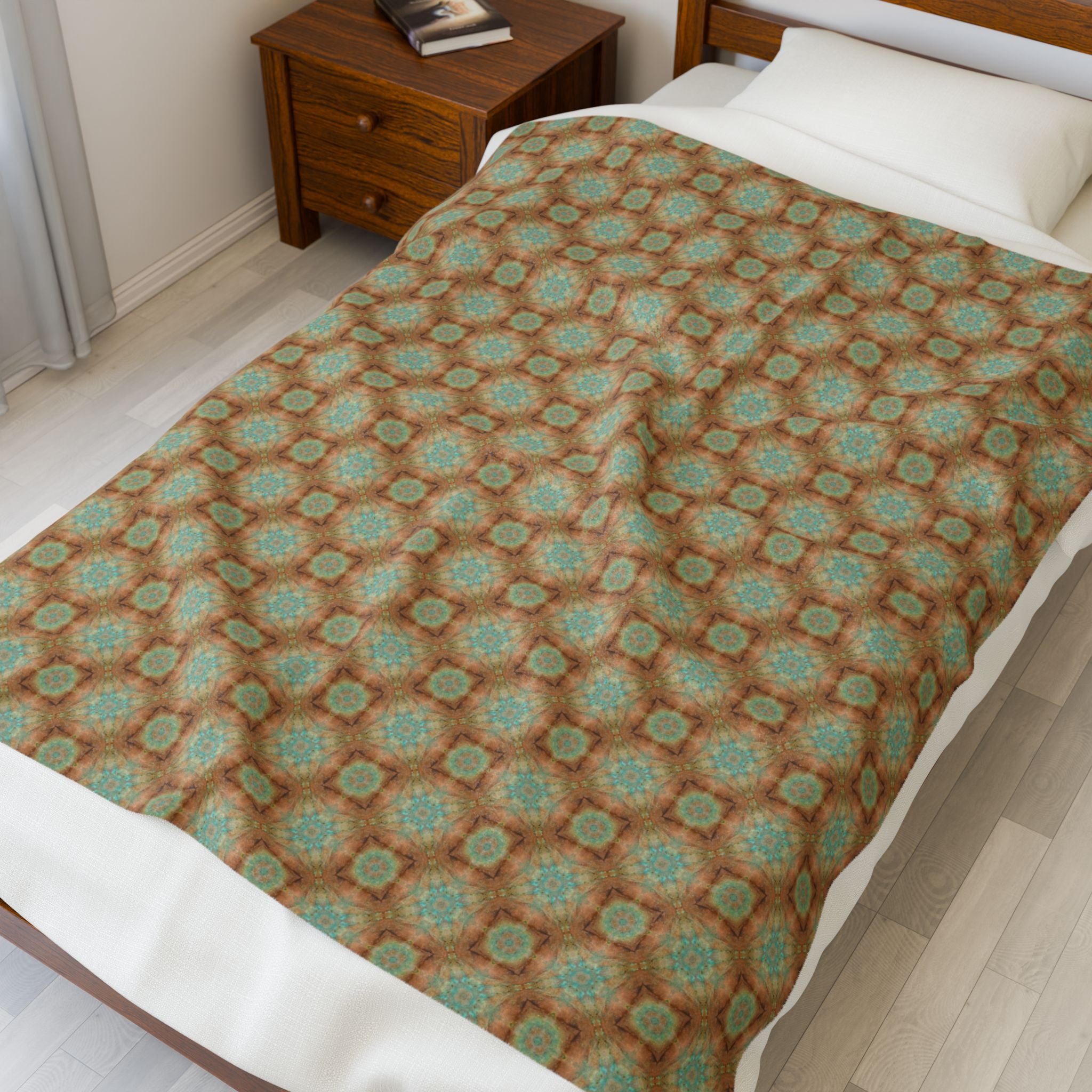 Eyota Velveteen Plush Blanket