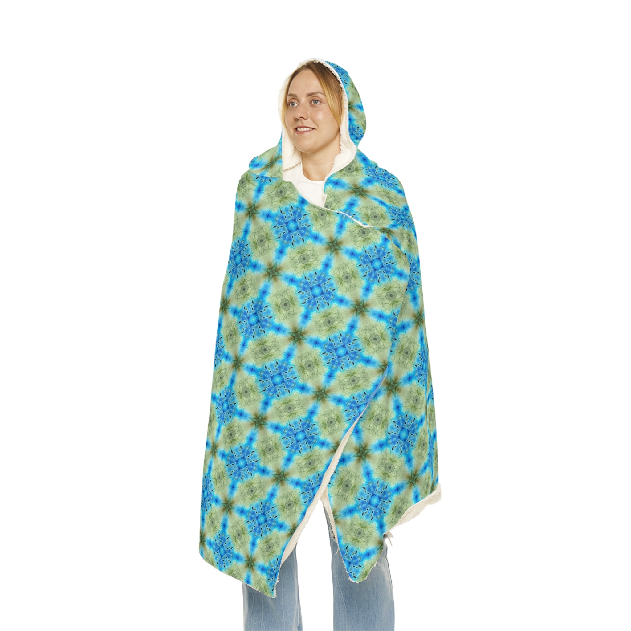 Licarayen Hoodie Blanket