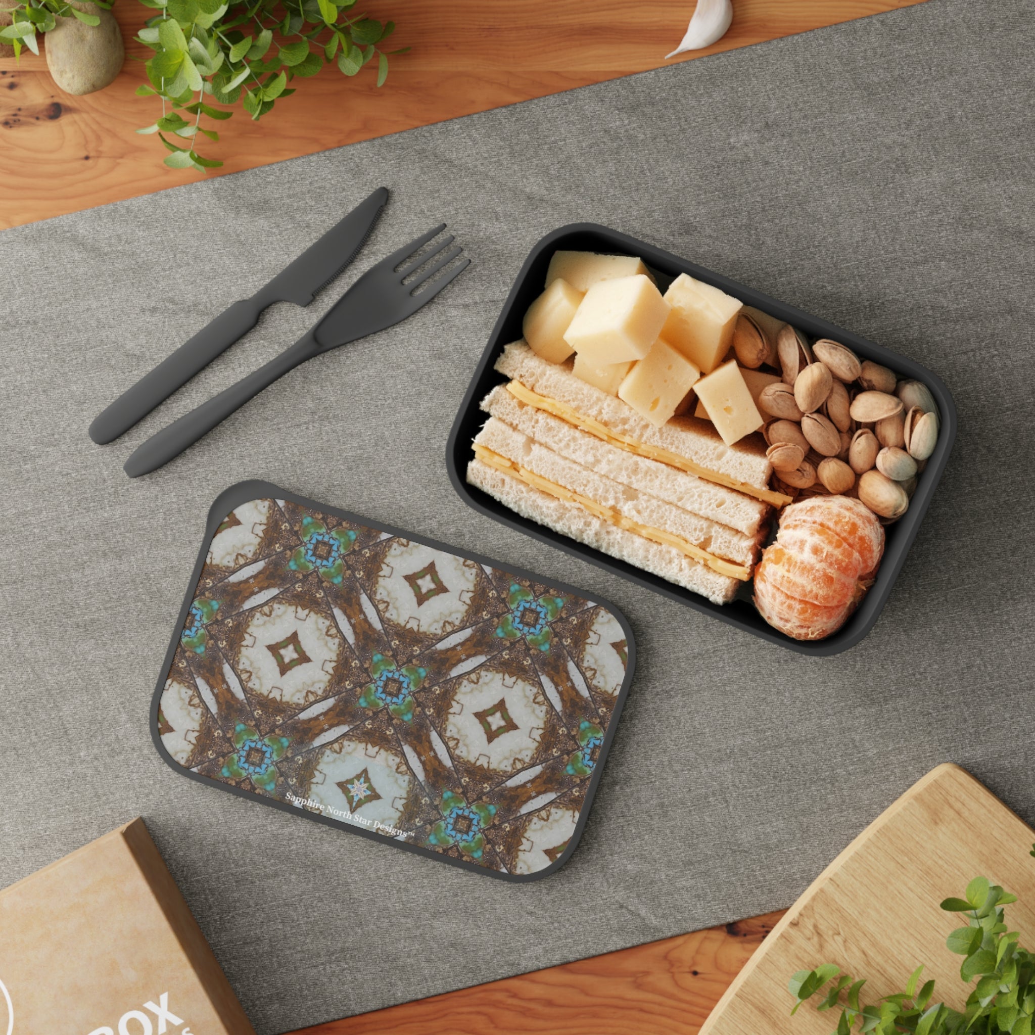 Adoeete Bento Box