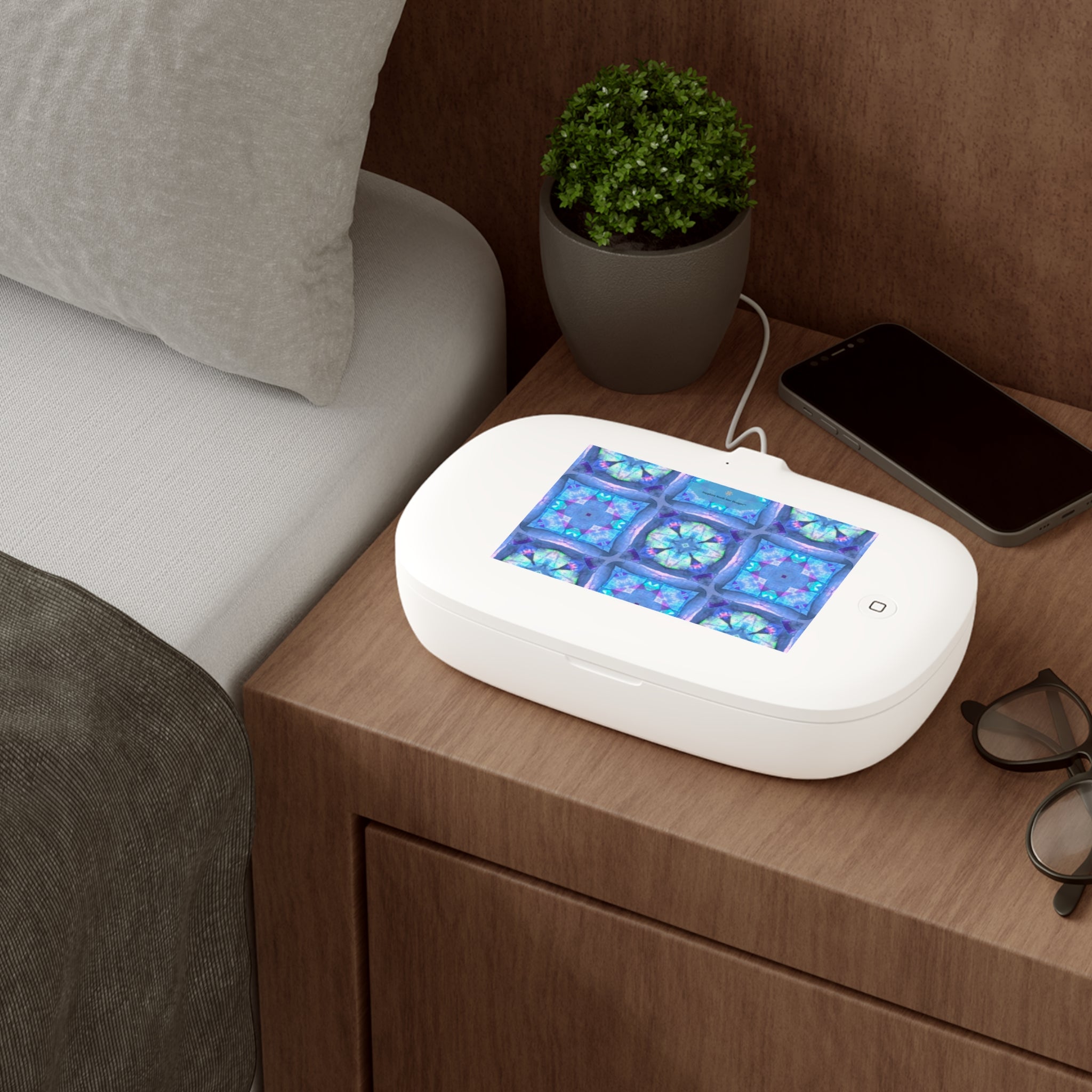 Apanii UV Phone Sanitizer and Wireless Charging Pad