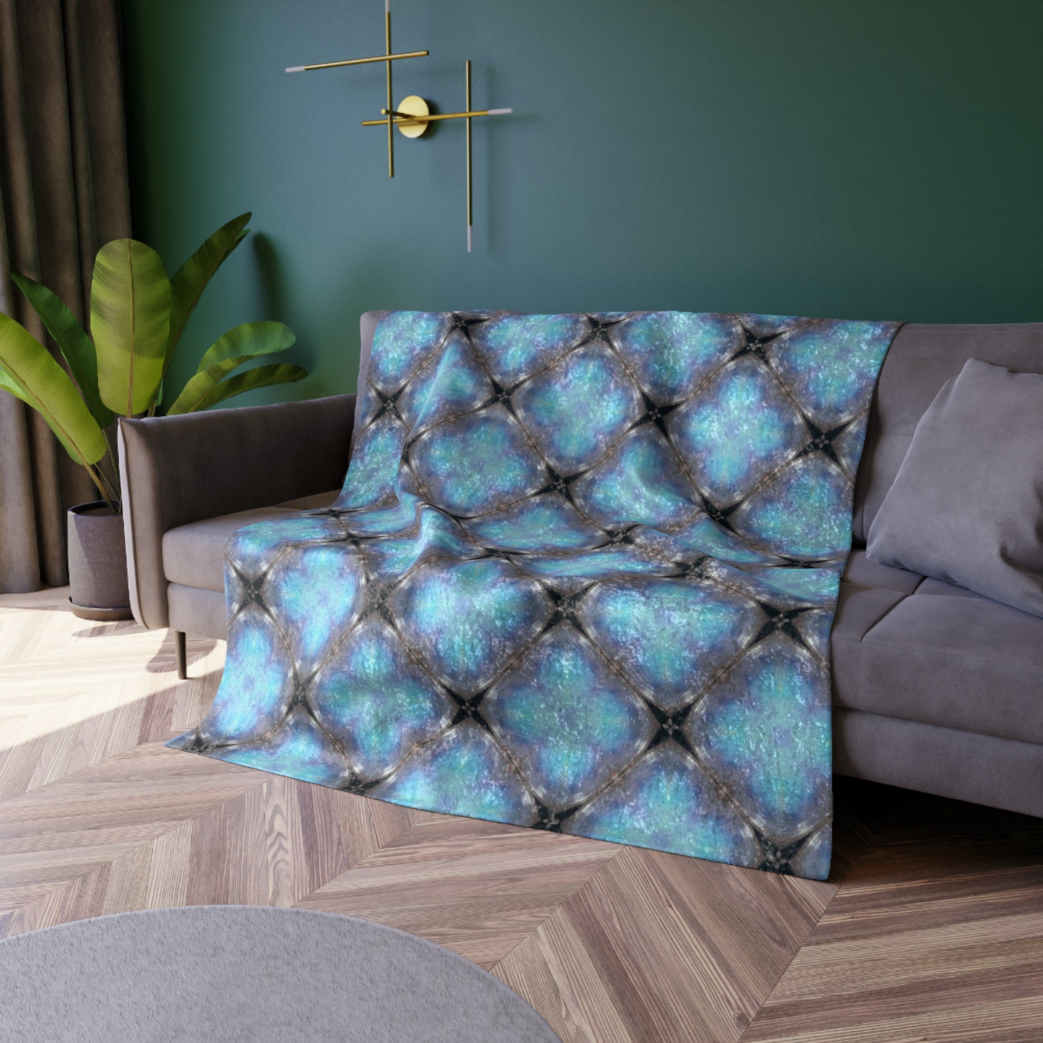 Taqqiq Crushed Velvet Blanket