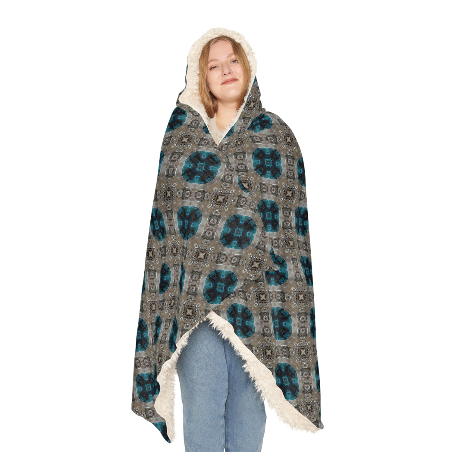 Ulloriaq Hoodie Blanket