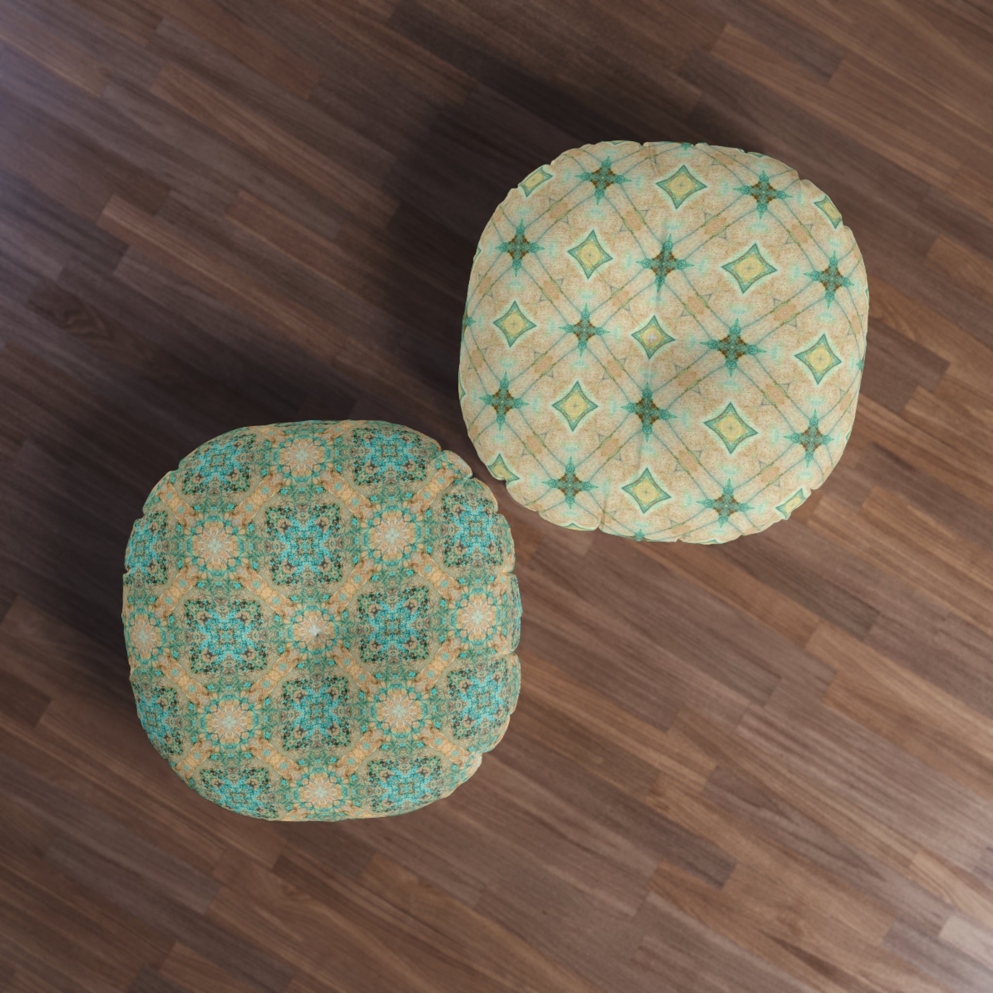 Kantuta Pipaluk Pillow Cushion