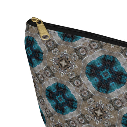 Ulloriaq Cosmetic Bag