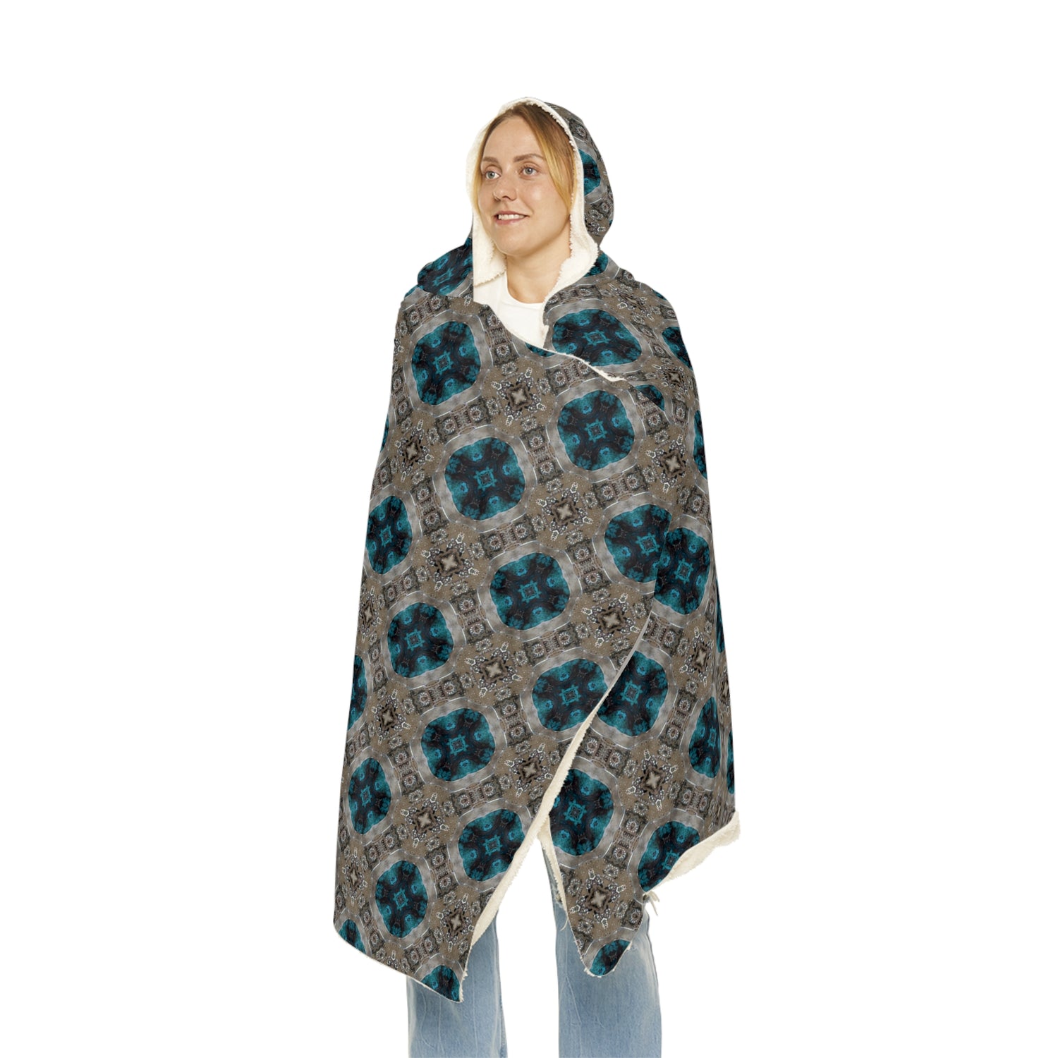 Ulloriaq Hoodie Blanket