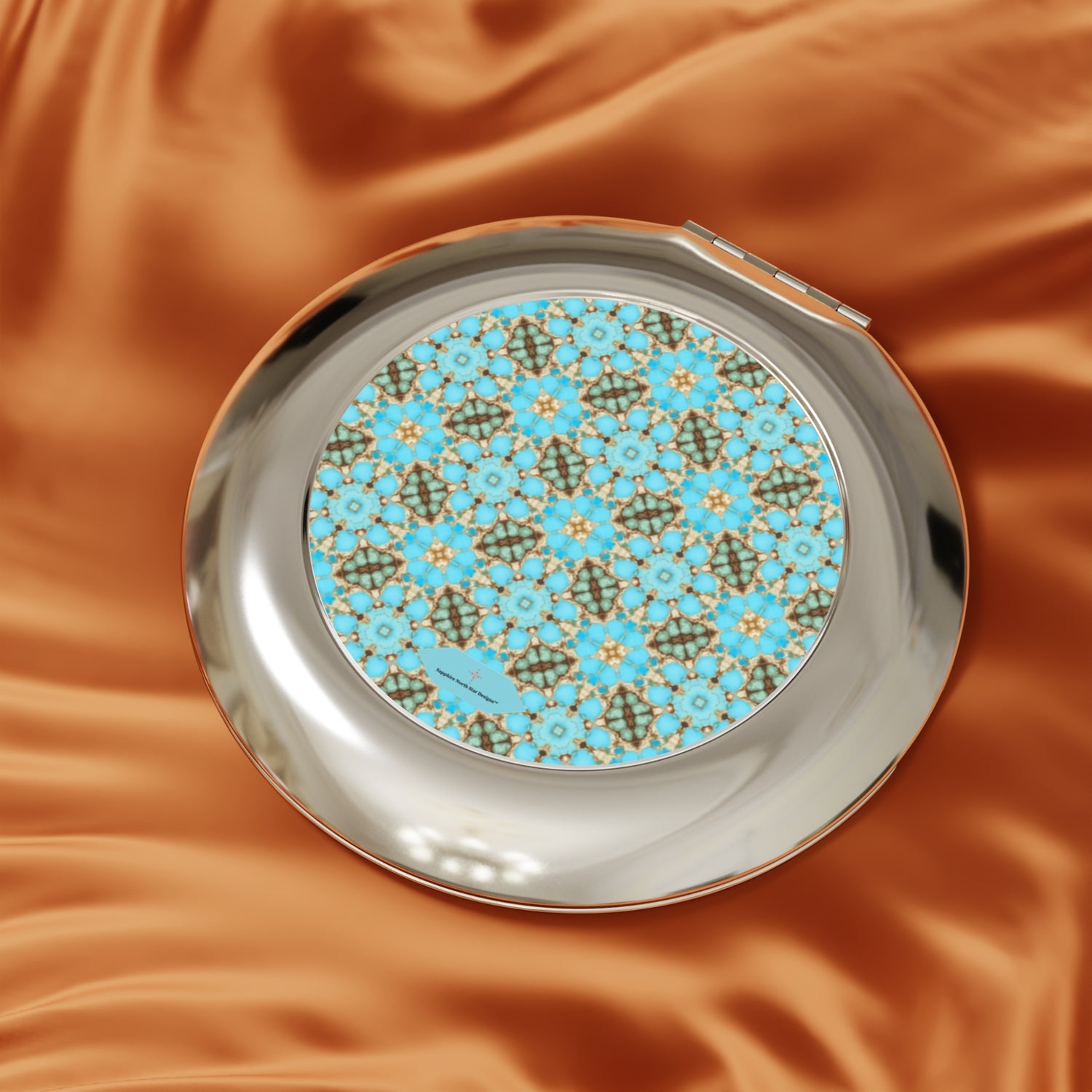 Yareli Compact Travel Mirror