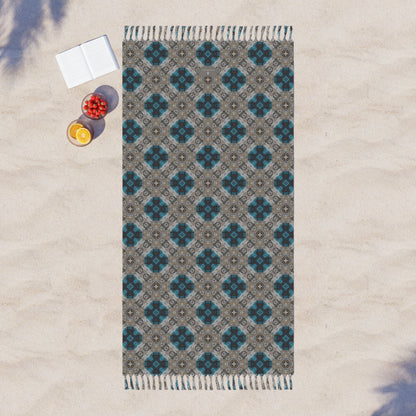 Ulloriaq Tasseled Beach Towel