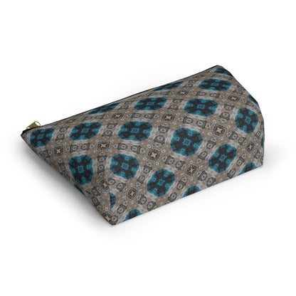Ulloriaq Cosmetic Bag