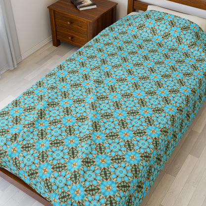 Yareli Velveteen Plush Blanket